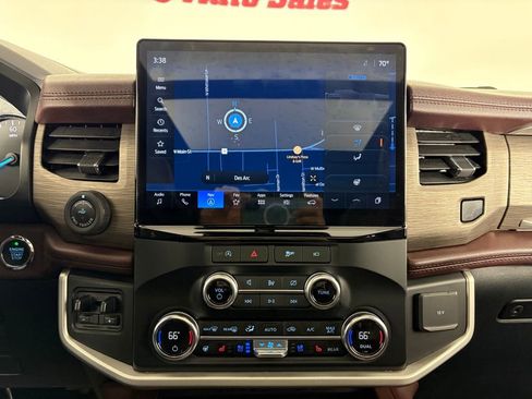 Used 2023 Ford Expedition Max Limited image 24