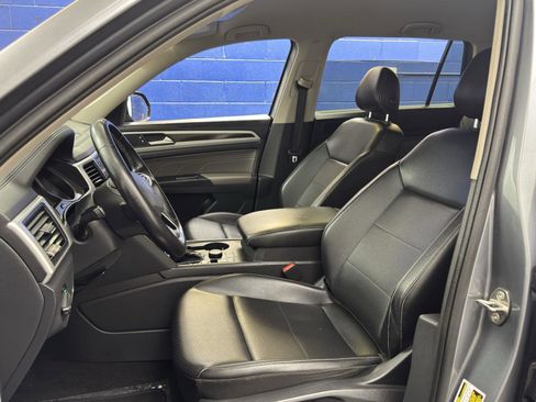 Used 2021 Volkswagen Atlas SE image 14