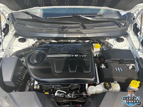 Used 2021 Jeep Cherokee Trailhawk w/ Premium Leather Package image 26