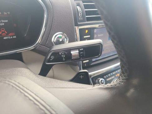 Used 2020 Lincoln Continental Reserve w/ Luxury Package image 25