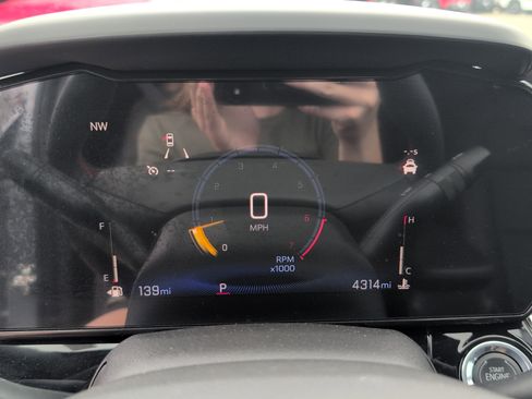 Certified 2026 Chevrolet Trax RS FWD image 23