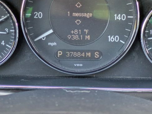 Used 2007 Mercedes-Benz CLS 550 image 26