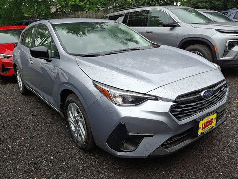 Used 2025 Subaru Impreza 2.0i image 2