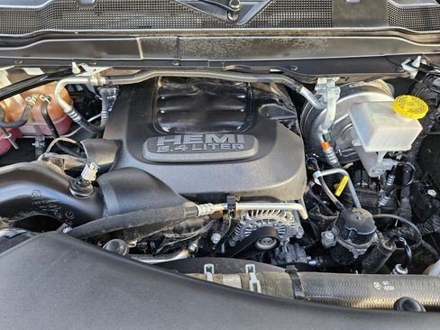 Used 2024 RAM 2500 Laramie AWD/4WD image 35