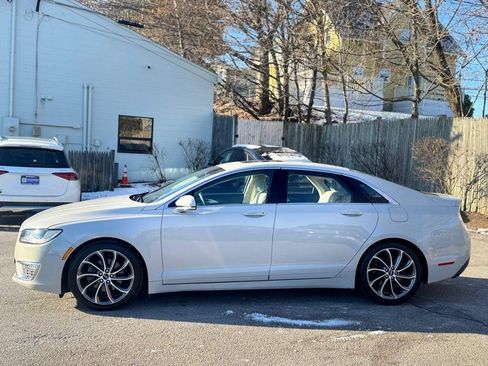 Used 2019 Lincoln MKZ Reserve w/ Reserve Plus Package image 3