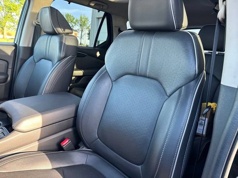 Certified 2025 Honda Pilot Elite image 31