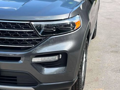 Used 2020 Ford Explorer XLT w/ Equipment Group 202A AWD/4WD image 9
