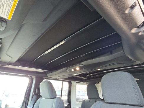 New 2025 Jeep Wrangler Sport S image 28