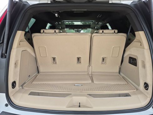 Certified 2023 Cadillac Escalade Premium Luxury w/ Performance Package AWD/4WD image 39