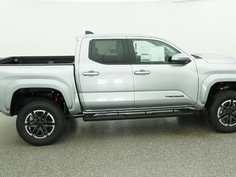 New 2026 Toyota Tacoma TRD Sport AWD/4WD image 38