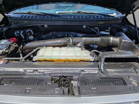 Used 2024 Ford Expedition Platinum AWD/4WD image 36