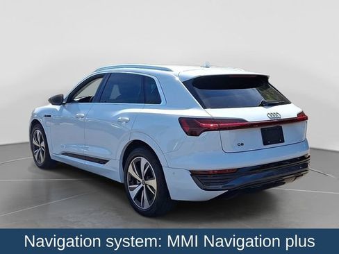 Used 2024 Audi Q8 e-tron Premium Plus w/ Premium Plus Package AWD/4WD image 5