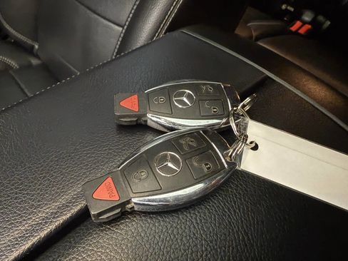 Used 2012 Mercedes-Benz ML 350 4MATIC image 16