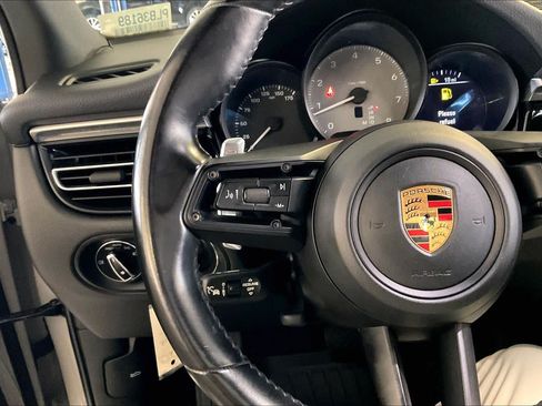 Used 2023 Porsche Macan S AWD/4WD image 21