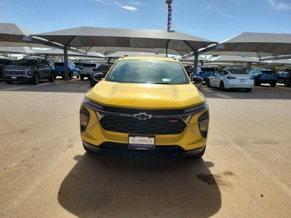 Used 2025 Chevrolet Trax RS w/ Sunroof Package