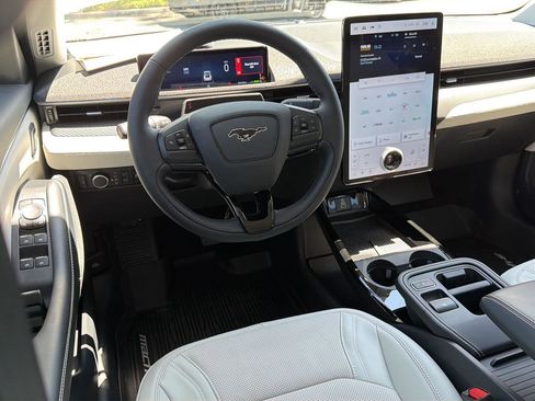Used 2025 Ford Mustang Mach-E Premium w/ Interior Protection Package RWD image 18