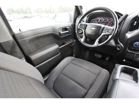 Used 2021 Chevrolet Silverado 1500 LT AWD/4WD image 11