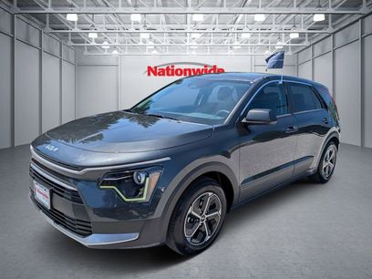Certified 2025 Kia Niro LX