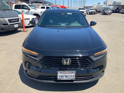 Used 2024 Honda Accord Sport image 2