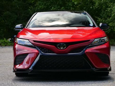 Used 2020 Toyota Camry TRD FWD image 5