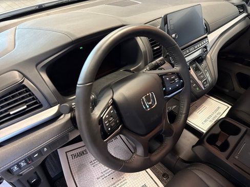 Used 2026 Honda Odyssey EX-L image 17