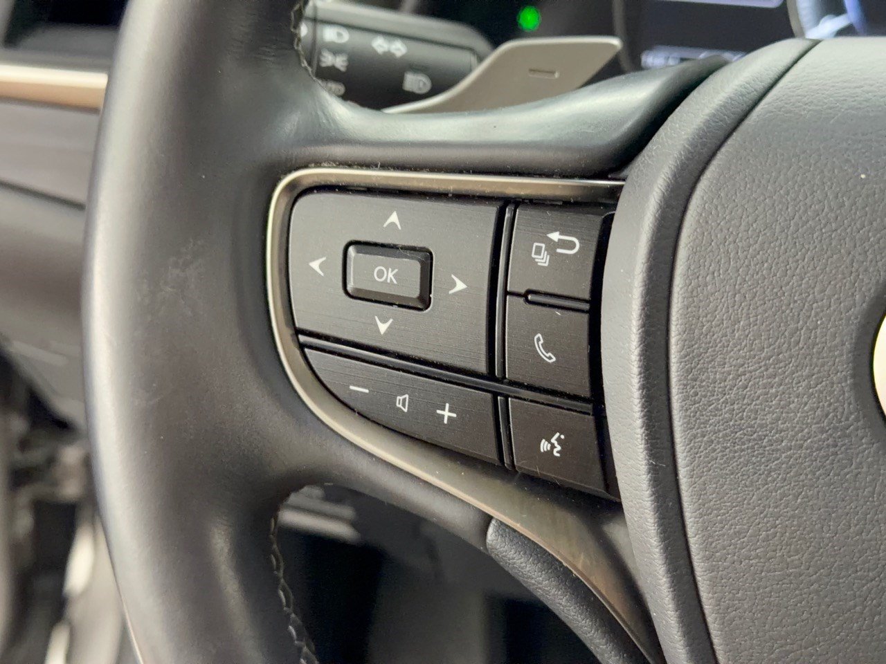 Used 2021 Lexus ES 350 w/ Premium Package FWD image 18