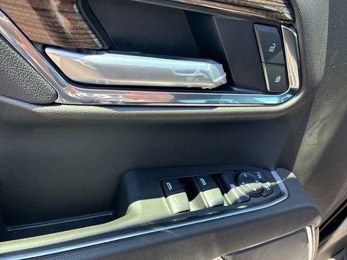 New 2026 Chevrolet Silverado 1500 RST AWD/4WD image 12