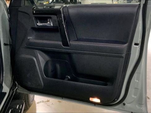 Used 2023 Toyota 4Runner TRD Off-Road Premium w/ Off Road Premium Plus Package AWD/4WD image 22