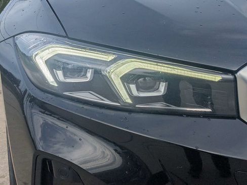 Used 2025 BMW 330i xDrive Sedan AWD/4WD image 9