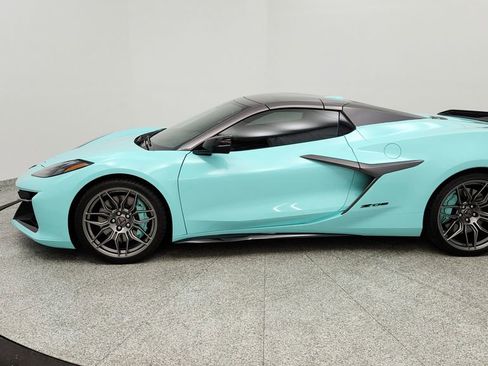 Used 2024 Chevrolet Corvette Z06 image 2