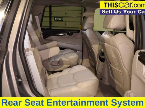 Used 2018 Cadillac Escalade Premium Luxury image 28