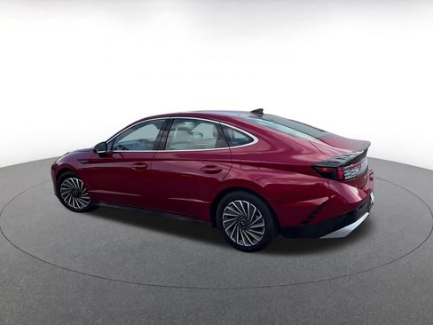 Used 2025 Hyundai Sonata SEL FWD image 10