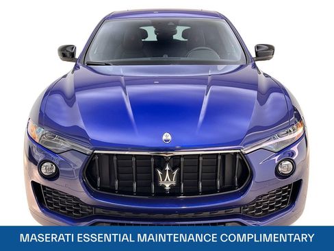 Used 2024 Maserati Levante GT Ultima AWD/4WD image 2