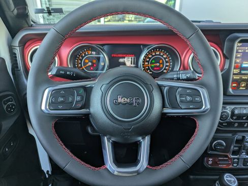 Used 2023 Jeep Gladiator Rubicon w/ LED Lighting Group image 13