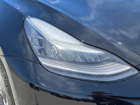 Used 2019 Tesla Model 3 Long Range AWD/4WD image 11