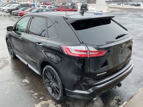 Used 2020 Ford Edge ST-Line w/ Cold Weather Package image 7