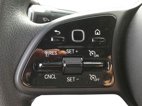 Used 2023 Mercedes-Benz Sprinter 2500 image 24