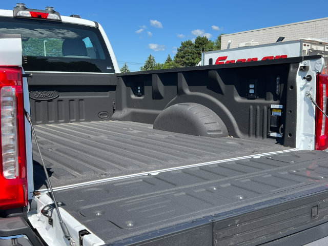 New 2025 Ford F250 XL w/ 360-Degree Camera Package AWD/4WD image 7