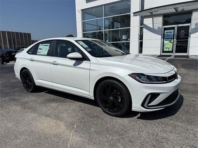 New 2025 Volkswagen Jetta SE