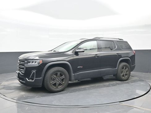 Used 2021 GMC Acadia AT4 image 2