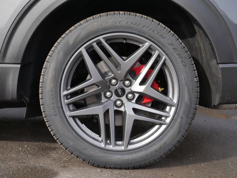 New 2026 Ford Explorer ST-Line w/ ST-Line Street Pack image 20