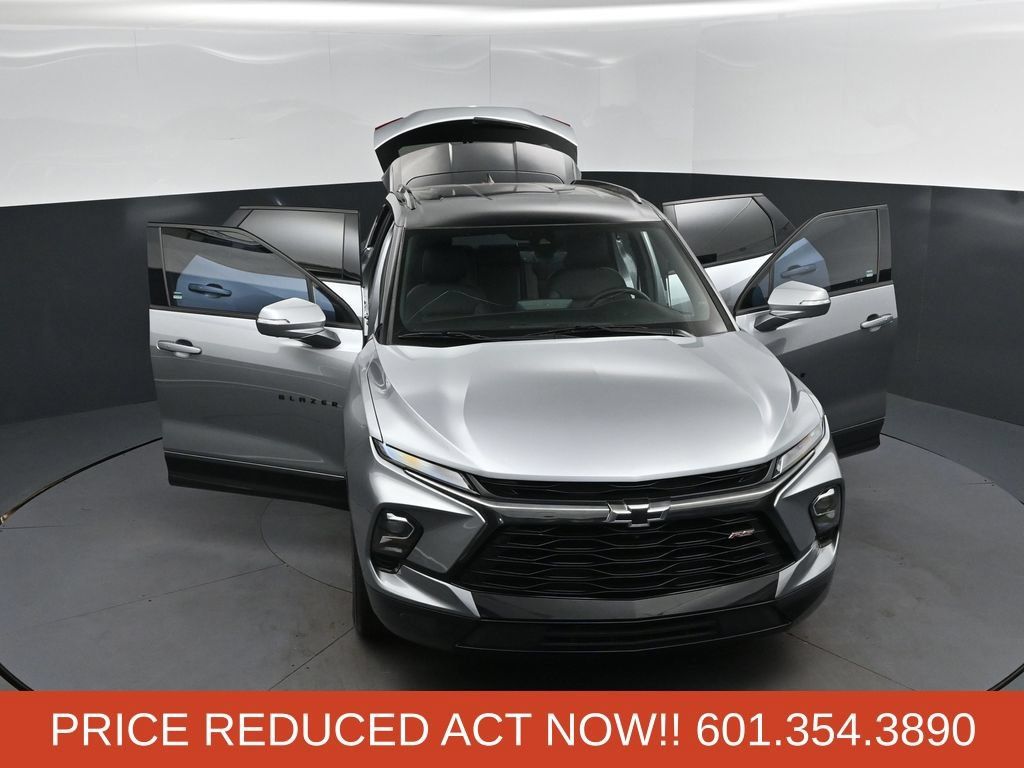 Used 2024 Chevrolet Blazer RS w/ Driver Confidence II Package FWD image 52