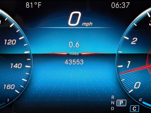 Used 2023 Mercedes-Benz GLE 350 4MATIC image 18