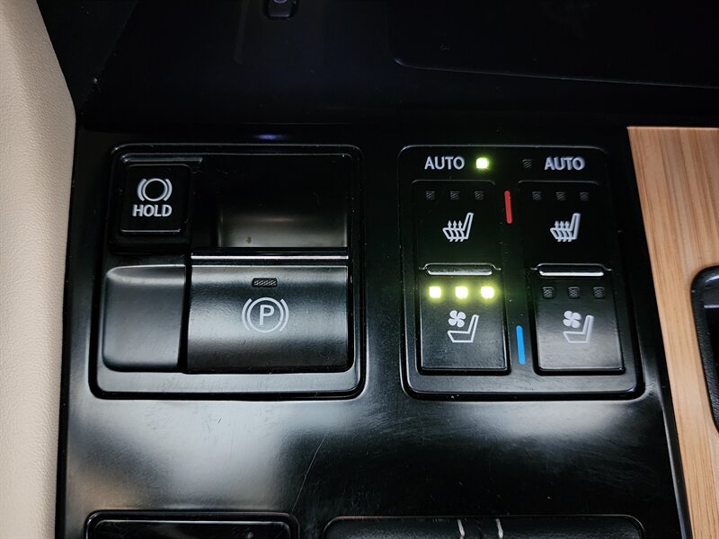 Used 2021 Lexus RX 450hL AWD w/ Premium Package image 57