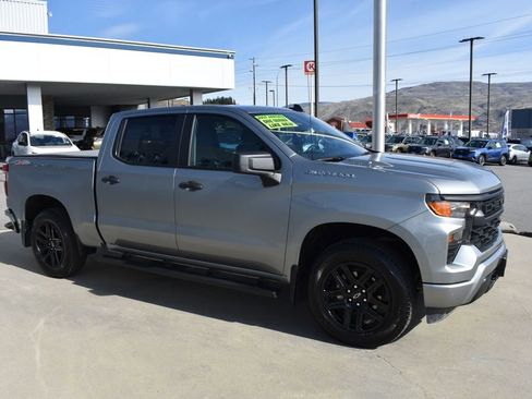 Certified 2025 Chevrolet Silverado 1500 Custom image 9