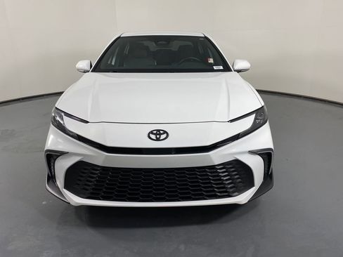 Certified 2025 Toyota Camry SE image 2
