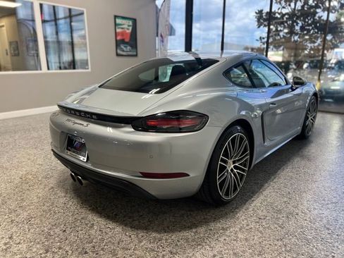 Used 2021 Porsche 718 Cayman S RWD image 11