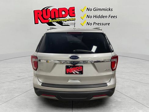 Used 2019 Ford Explorer XLT w/ Equipment Group 201A image 4