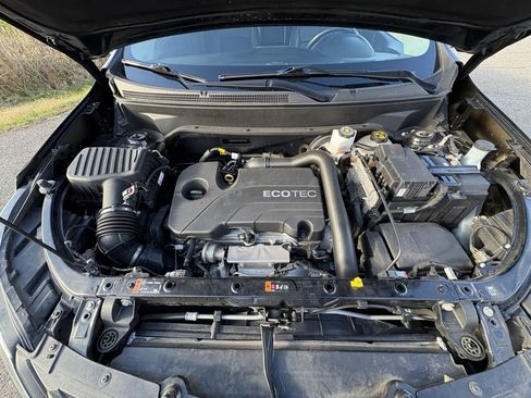 Used 2020 Chevrolet Equinox LT w/ Midnight Edition image 17