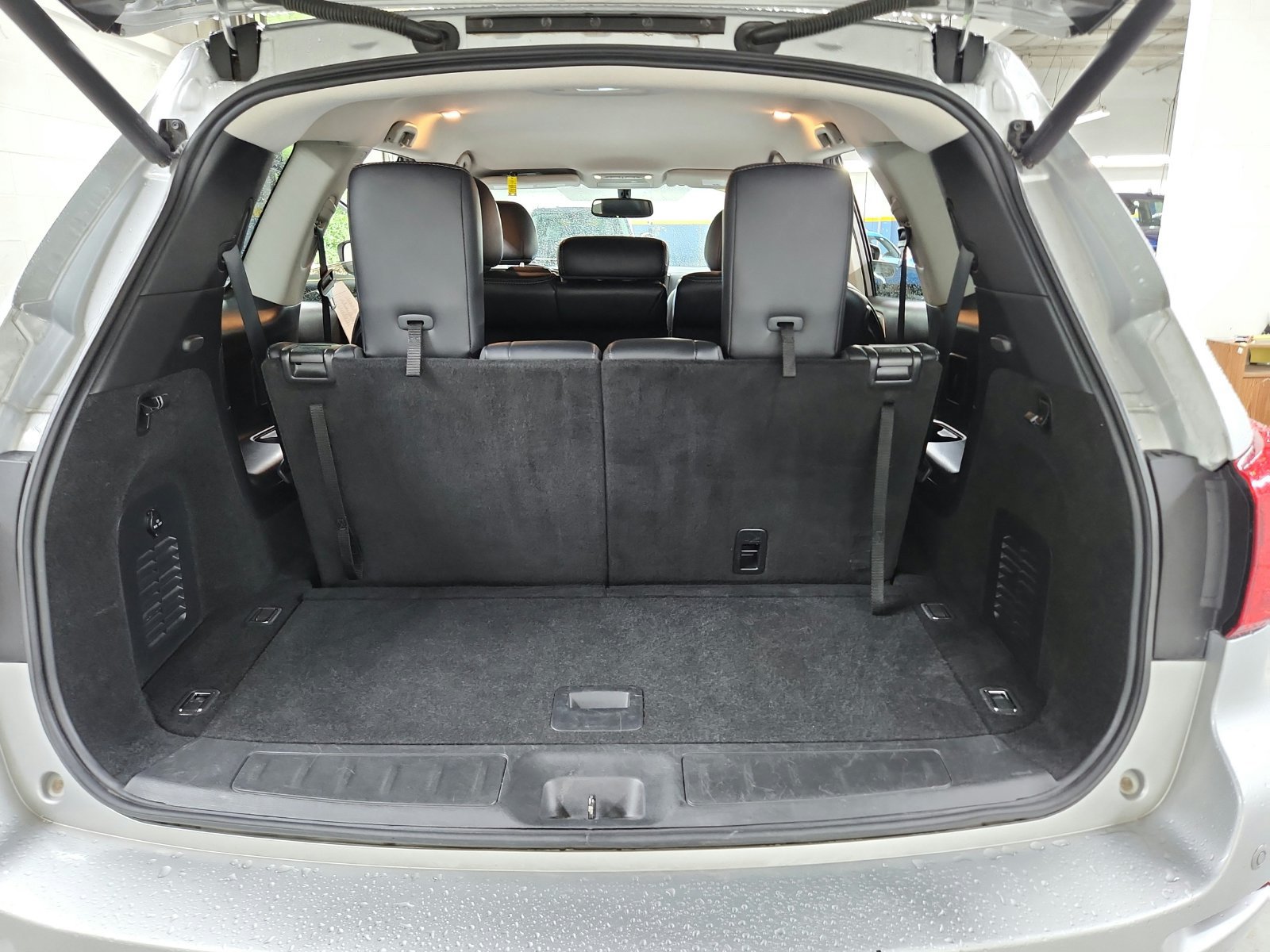 Used 2019 Nissan Pathfinder SL AWD/4WD image 53